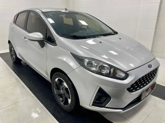 FORD FIESTA 1.6 TI-VCT FLEX SE MANUAL FORD FIESTA 1.6 TI-VCT FLEX SE MANUAL