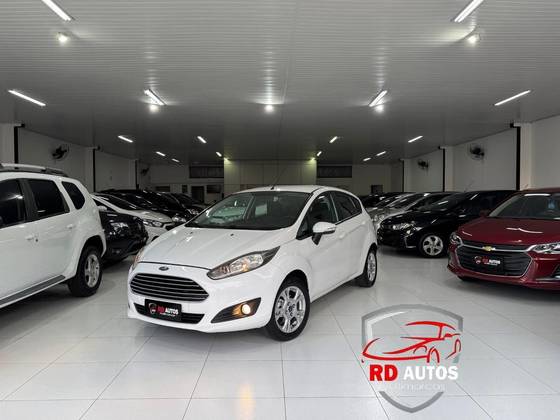 FORD FIESTA 1.6 SE HATCH 16V FLEX 4P MANUAL