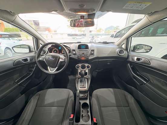 FORD-FIESTA-2015