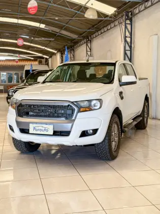 FORD RANGER 2.2 XLS 4X2 CD 16V DIESEL 4P AUTOMÁTICO