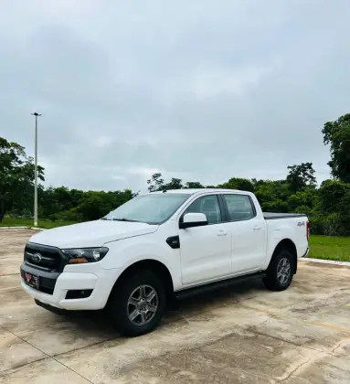 FORD RANGER 2.2 XLS 4X4 CD 16V DIESEL 4P AUTOMÁTICO