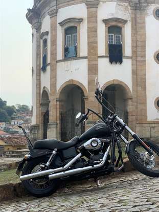 HARLEY-DAVIDSON-DYNA STREET BOB-2015