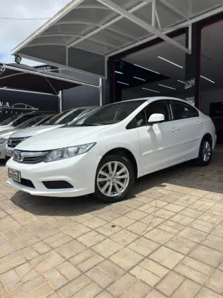HONDA CIVIC 1.8 LXS 16V FLEX 4P MANUAL