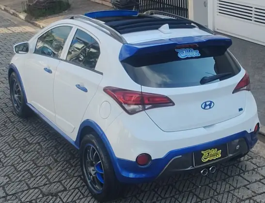 HYUNDAI HB20X 1.6 16V STYLE FLEX 4P MANUAL