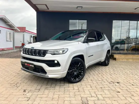 JEEP COMPASS 1.3 T270 TURBO HÍBRIDO S 4XE AT6