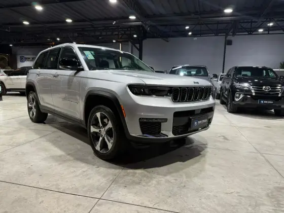 JEEP GRAND CHEROKEE 2.0 TURBO HÍBRIDO 4XE AT8