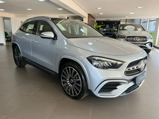 MERCEDES-BENZ GLA 200 1.3 MHEV AMG LINE 7G-DCT