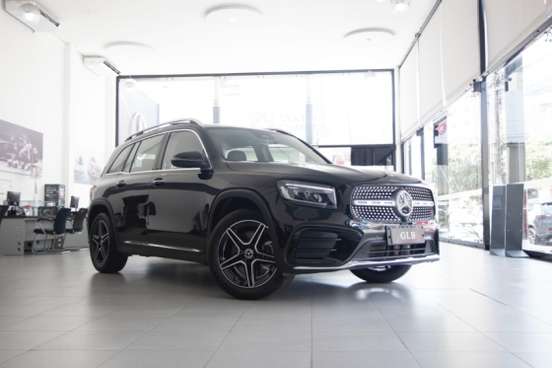 MERCEDES-BENZ-GLB 220-2.0 MHEV AMG LINE 4MATIC 8G-DCT MERCEDES-BENZ-GLB 220-2025