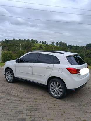 MITSUBISHI-ASX-2016