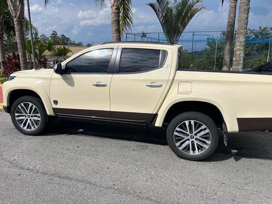 MITSUBISHI-L200 TRITON-2.4 16V TURBO DIESEL SPORT HPE-S TERRA CD 4P 4X4 AUTOMÁTICO MITSUBISHI-L200 TRITON-2024