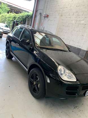 PORSCHE-CAYENNE-2006