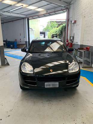 PORSCHE-CAYENNE-2006