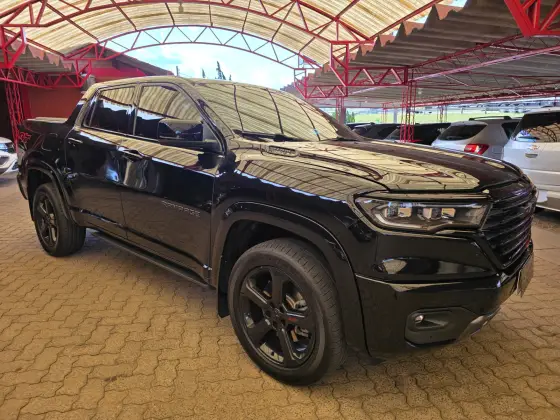 RAM RAMPAGE 2.0 HURRICANE 4 TURBO GASOLINA R/T 4X4 AUTOMÁTICO