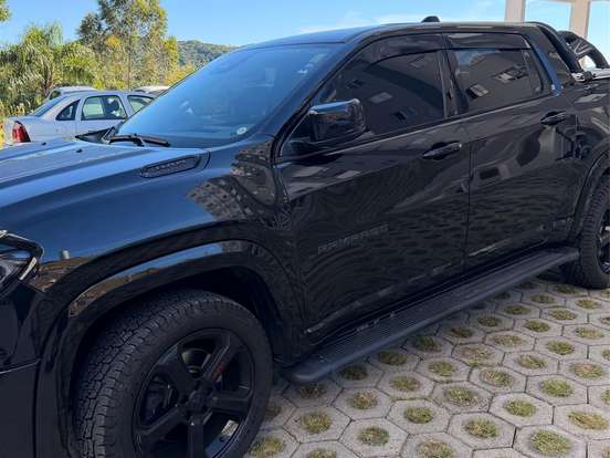 RAM-RAMPAGE-2.0 HURRICANE 4 TURBO GASOLINA R/T 4X4 AUTOMÁTICO RAM-RAMPAGE-2023