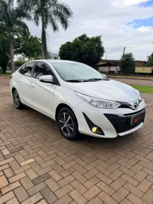 TOYOTA YARIS 1.5 16V FLEX SEDAN XS MULTIDRIVE TOYOTA YARIS 1.5 16V FLEX SEDAN XS MULTIDRIVE
