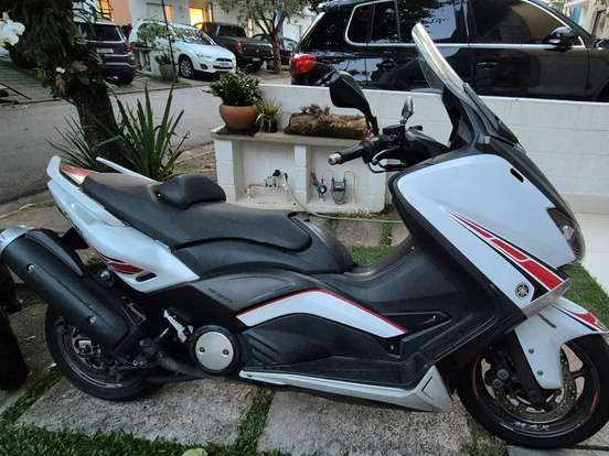 YAMAHA-TMAX YAMAHA-TMAX-2014