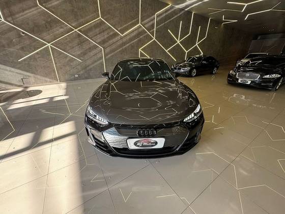 AUDI RS E-TRON GT ELÉTRICO QUATTRO
