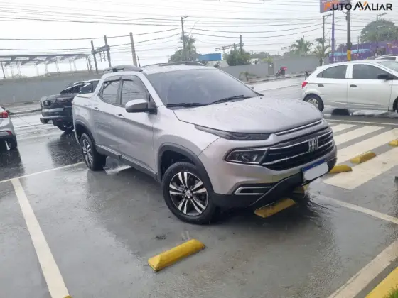 FIAT TORO 1.3 TURBO 270 FLEX FREEDOM AT6 FIAT TORO 1.3 TURBO 270 FLEX FREEDOM AT6