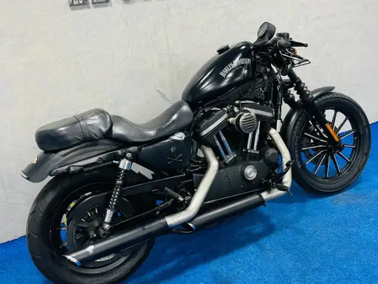 HARLEY-DAVIDSON-SPORTSTER IRON 883 HARLEY-DAVIDSON-SPORTSTER IRON 883-2015
