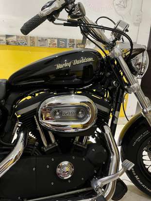 HARLEY-DAVIDSON-SPORTSTER 1200 CUSTOM CB LIMITED-2013