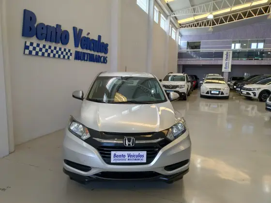 HONDA HR-V 1.8 16V FLEX LX 4P MANUAL