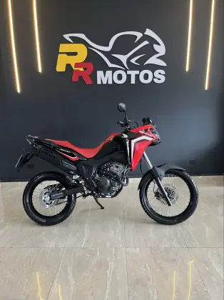 HONDA XRE 300 SAHARA RALLY 