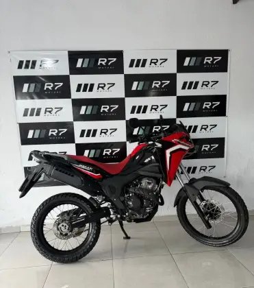 HONDA XRE 300 SAHARA RALLY 