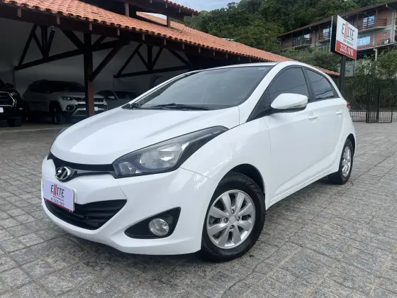 HYUNDAI HB20 1.6 COMFORT PLUS 16V FLEX 4P AUTOMÁTICO