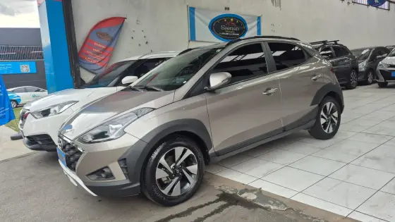 HYUNDAI HB20X 1.6 16V FLEX DIAMOND PLUS AUTOMÁTICO HYUNDAI HB20X 1.6 16V FLEX DIAMOND PLUS AUTOMÁTICO