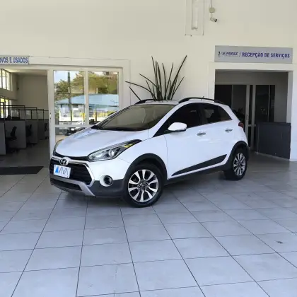 HYUNDAI HB20X 1.6 16V PREMIUM FLEX 4P AUTOMÁTICO