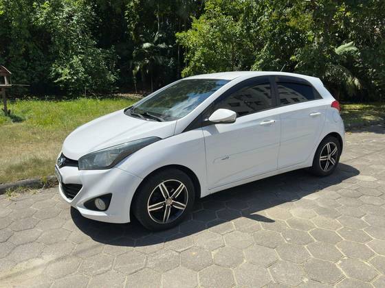 HYUNDAI HB20 1.6 PREMIUM 16V FLEX 4P AUTOMÁTICO