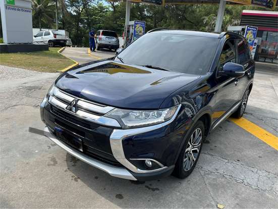 MITSUBISHI-OUTLANDER-2016