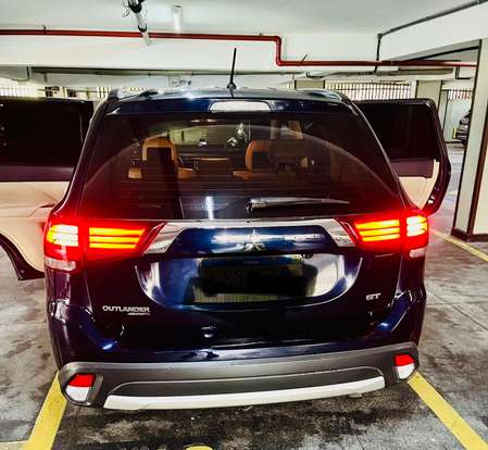 MITSUBISHI-OUTLANDER-2016