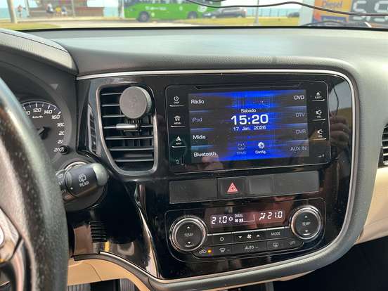 MITSUBISHI-OUTLANDER-3.0 GT 4X4 V6 24V GASOLINA 4P AUTOMÁTICO MITSUBISHI-OUTLANDER-2016