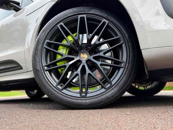 PORSCHE-MACAN-2.9 V6 BITURBO GASOLINA GTS PDK PORSCHE-MACAN-2024