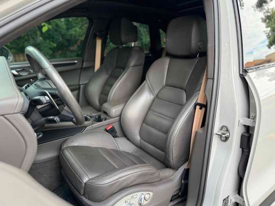 PORSCHE-MACAN-2.9 V6 BITURBO GASOLINA GTS PDK PORSCHE-MACAN-2024