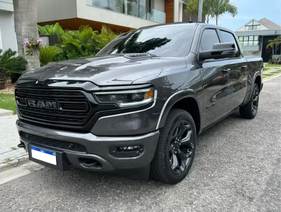 RAM 1500 5.7 V8 GASOLINA LIMITED NIGHT EDITION CD 4X4 AUTOMÁTICO