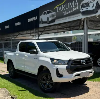 TOYOTA HILUX 2.8 D-4D TURBO DIESEL CD SR 4X4 AUTOMÁTICO