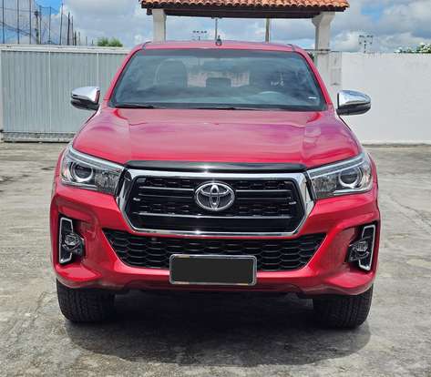TOYOTA-HILUX-2019