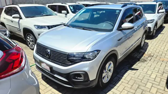 VOLKSWAGEN T-CROSS 1.0 200 TSI TOTAL FLEX AUTOMÁTICO VOLKSWAGEN T-CROSS 1.0 200 TSI TOTAL FLEX AUTOMÁTICO
