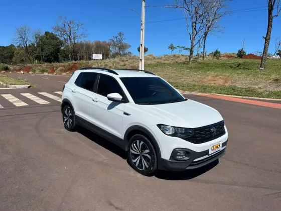 VOLKSWAGEN T-CROSS 1.0 200 TSI TOTAL FLEX COMFORTLINE AUTOMÁTICO