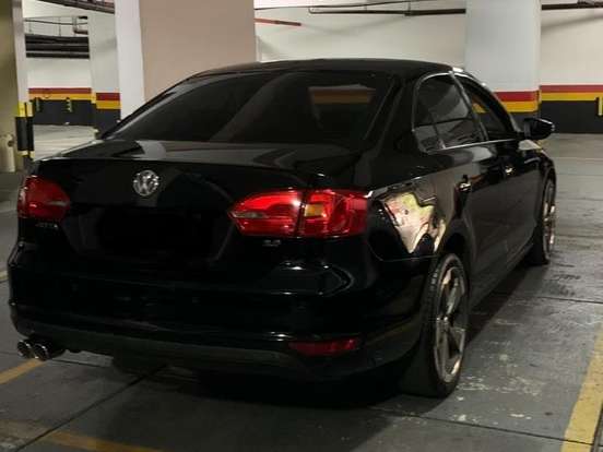 VOLKSWAGEN-JETTA-2.0 COMFORTLINE FLEX 4P TIPTRONIC VOLKSWAGEN-JETTA-2011