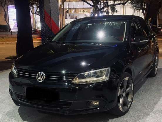 VOLKSWAGEN-JETTA-2.0 COMFORTLINE FLEX 4P TIPTRONIC VOLKSWAGEN-JETTA-2011