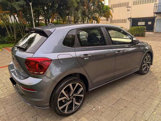 VOLKSWAGEN-POLO-2024