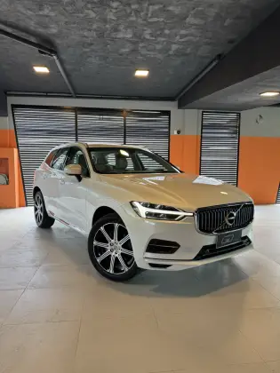 VOLVO XC60 2.0 T8 HYBRID INSCRIPTION AWD GEARTRONIC
