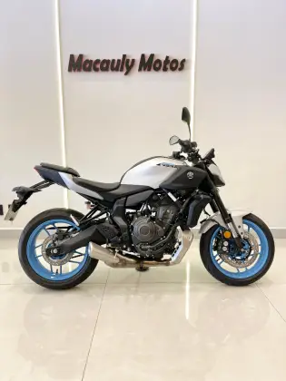 YAMAHA MT-07 CONNECTED ABS YAMAHA MT-07 CONNECTED ABS