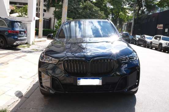 BMW-X5-2024
