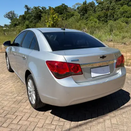 CHEVROLET CRUZE 1.8 LTZ 16V FLEX 4P AUTOMÁTICO CHEVROLET CRUZE 1.8 LTZ 16V FLEX 4P AUTOMÁTICO