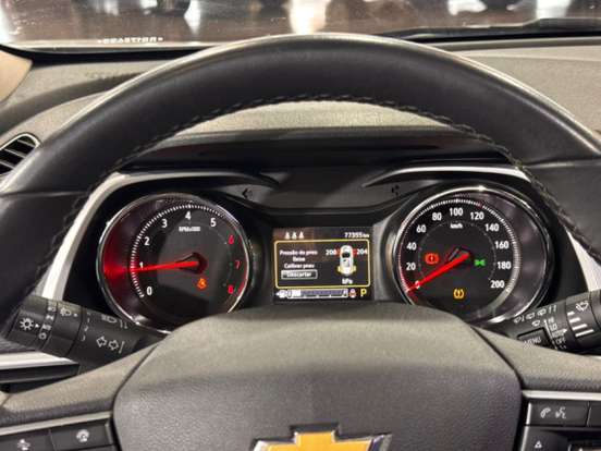 CHEVROLET-TRACKER-2023
