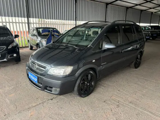 CHEVROLET ZAFIRA 2.0 MPFI ELEGANCE 8V FLEX 4P AUTOMÁTICO